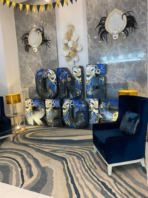 1Br With Extra Room At One Regis- Megaworld バコロ エクステリア 写真