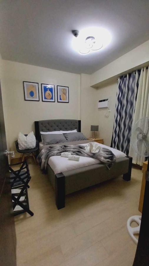 1Br With Extra Room At One Regis- Megaworld バコロ エクステリア 写真