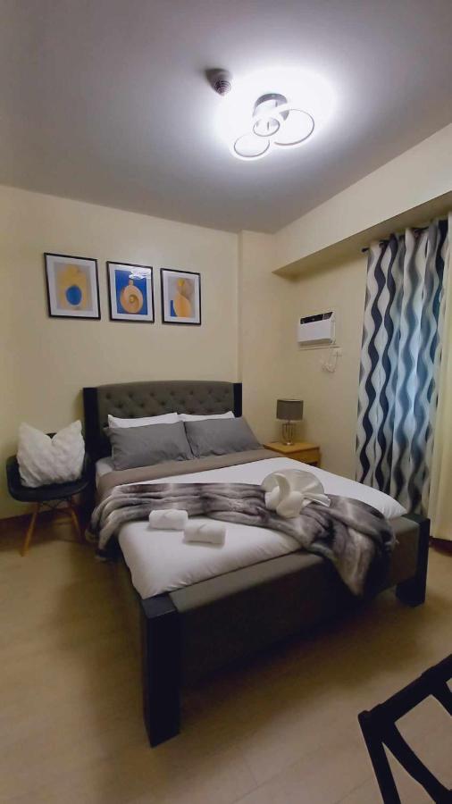 1Br With Extra Room At One Regis- Megaworld バコロ エクステリア 写真